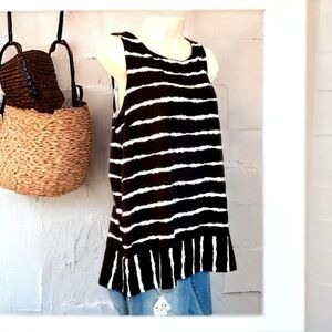 Oversized black and white striped sleeveless knit blouse size small